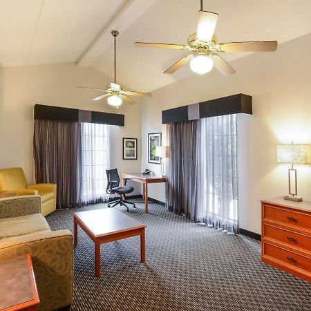 Quality Inn & Suites North Charleston - Ashley Phosphate מראה חיצוני תמונה